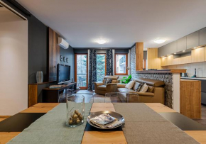 Downtown peace apartment (BALCONY,AC,PARKING)